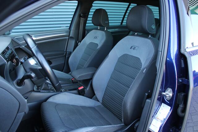 Volkswagen GOLF Variant 1.0 TSI Highline Business R Panoramadak Virtual-Cockpit Full-LED CarPlay