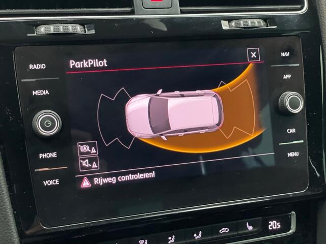 Volkswagen GOLF 2.0 TSI GTI Perf.