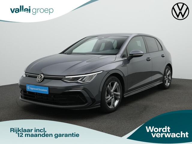 Volkswagen GOLF 1.5 TSI 130 pk R-Line | Adaptive Cruise | Navigatie | Sportonderstel | Keyless Entry | Parkeersensoren voor/achter | Carplay