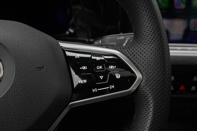 Volkswagen GOLF 2.0 TSI GTI Pano Memory IQ Lights Harman Kardon