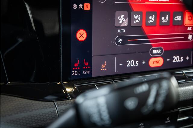 Volkswagen GOLF 2.0 TSI GTI - Milltek | Panorama | IQ Light | H&K | DCC