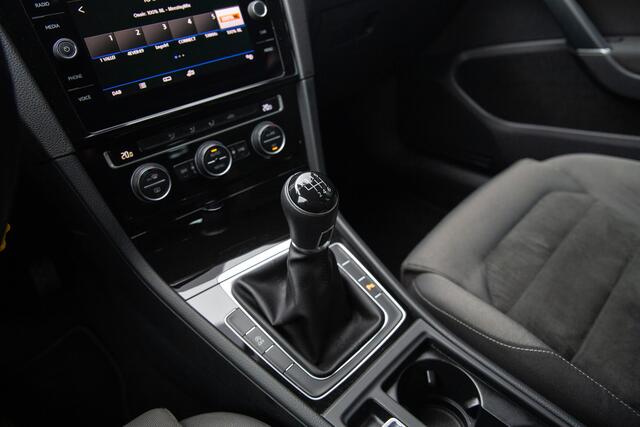 Volkswagen GOLF 1.5 TSI Highline , Adap. cruise, Carplay, Virtual cockpit,