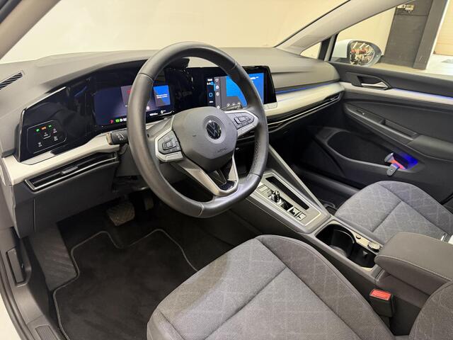 Volkswagen GOLF 1.0 eTSI Life | Carplay | All weatherbanden | 1e eigenaar | Dealeronderhouden | NL auto