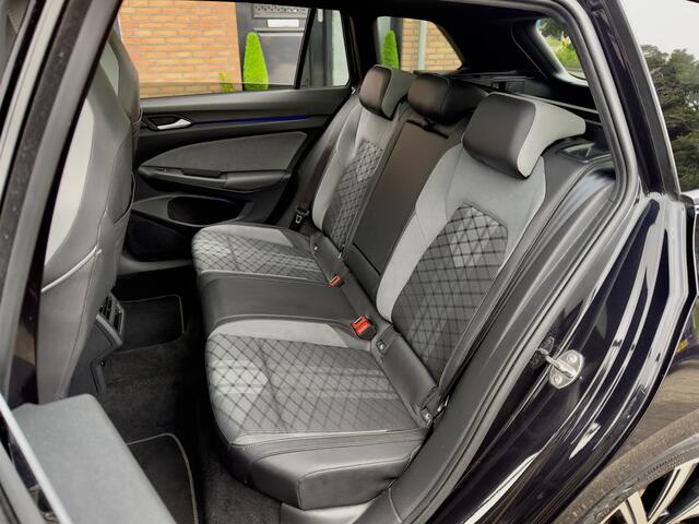 Volkswagen GOLF Variant 1.5 eTSI AUT7 2X R-LINE PANODAK LEDER NAVI DIGI-DASH APPLE-CARPLAY LED LMV PDC