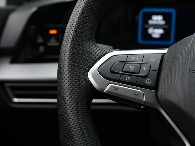 Volkswagen GOLF 1.5 eTSI 150 pk DSG R-Line | IQ Light | Achteruitrijcamera | Adaptive Cruise | Stuur-/stoelverwarming | Sportonderstel