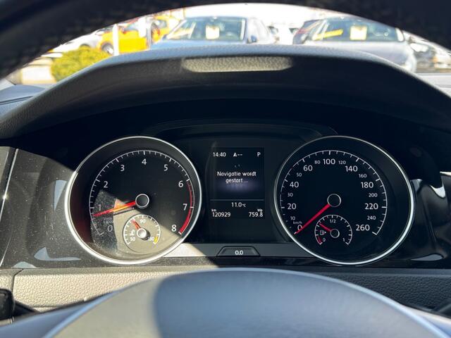 Volkswagen GOLF 1.5 TSI 150 pk DSG Highline - Navi - Apple/Android - trekhaak