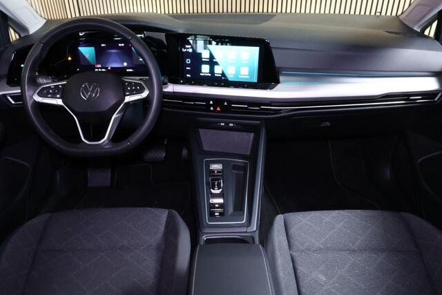 Volkswagen GOLF R line 1.0 eTsi 23.000 km Full options Navi Carplay '24