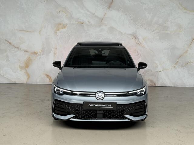 Volkswagen GOLF 1.5 eTSI R-Line / Pano / Camera