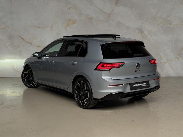 Volkswagen GOLF 1.5 eTSI R-Line / Pano / Camera