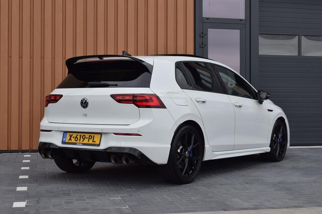 Volkswagen GOLF R Performance 2.0 TSI 333pk 4-Motion | Origineel NL | Akrapovic