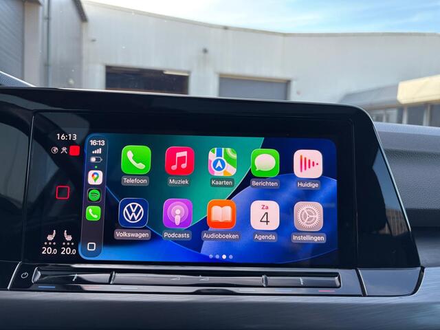 Volkswagen GOLF 1.5 eTSI DSG Style ? Pano ? Stuurverwarming ? Massage