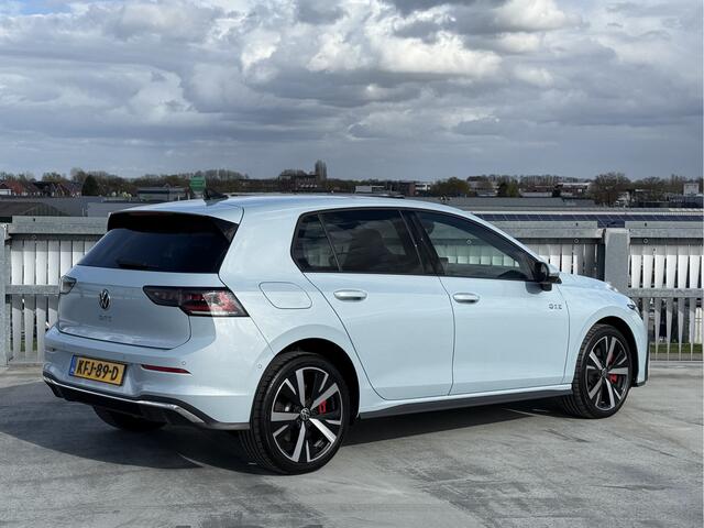 Volkswagen GOLF 1.5 eHybrid GTE | Pano | IQ | 360° | HUD
