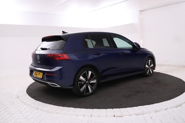 Volkswagen GOLF 1.4 eHybrid GTE Panorama, Mistlamen, 18 inch, Fabrieksgarantie