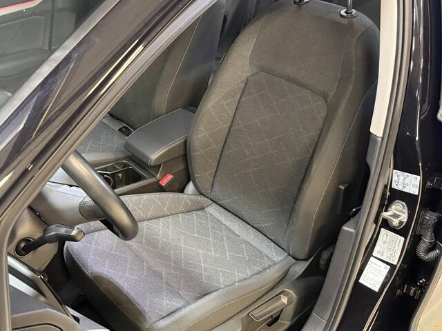 Volkswagen GOLF Variant 1.0 TSI Life | Carplay | ACC | Draadloze lader