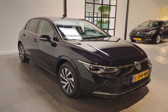 Volkswagen GOLF 1.4 eHybrid Style - Stoel/Stuurverwarming - Massagefunctie - Adaptive Cruise - Apple Carplay/Android auto Geheugenfunctie stoel/spiegels - Virtual Cockpit