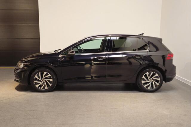 Volkswagen GOLF 1.4 eHybrid Style - Stoel/Stuurverwarming - Massagefunctie - Adaptive Cruise - Apple Carplay/Android auto Geheugenfunctie stoel/spiegels - Virtual Cockpit