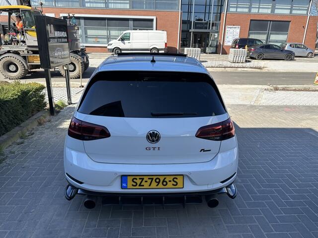 Volkswagen GOLF 2.0 TSI GTI Perf.