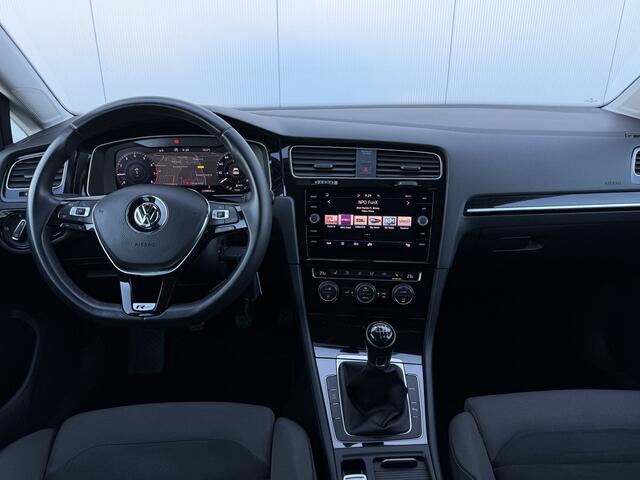 Volkswagen GOLF 1.0 TSI Highline R-line/Apple Carplay/17inch.