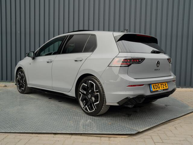 Volkswagen GOLF 1.5 eTSI R-Line Edition | Panodak | IQ Light | Trekhaak wegkl. | Harman/Kardon | Head Up | Prijs Rijklaar!!