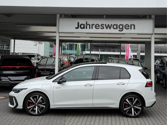Volkswagen GOLF 1.5 eHybrid GTE 272PK Leder Pano Head-Up IQ-Light ACC 18-Inch VOL!