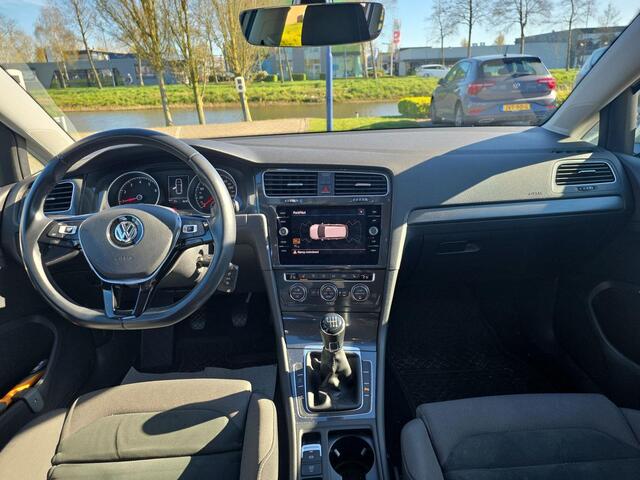 Volkswagen GOLF Variant 1.5 TSI Comfortline Business | 130Pk | Trekhaak | Navi | Clima | App Connect |