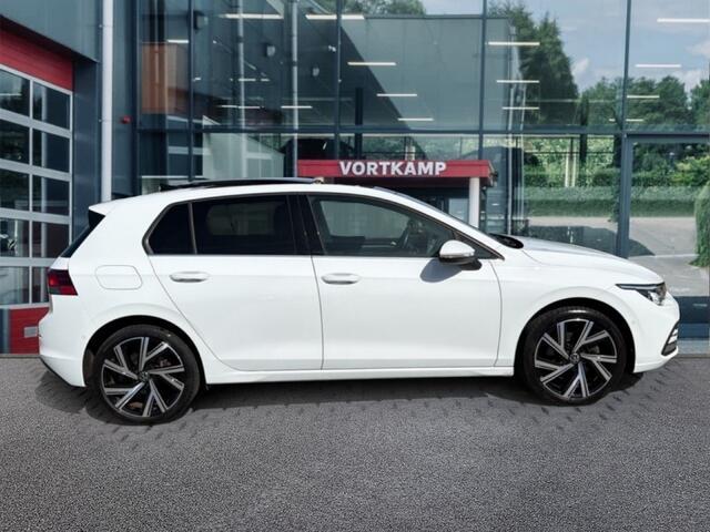 Volkswagen GOLF 1.4 TSI E-HYBRID STYLE PANO-DAK/CAMERA/ACC/STOEL+STUURVERW/MEM/LED