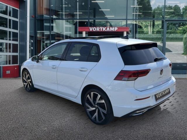 Volkswagen GOLF 1.4 TSI E-HYBRID STYLE PANO-DAK/CAMERA/ACC/STOEL+STUURVERW/MEM/LED