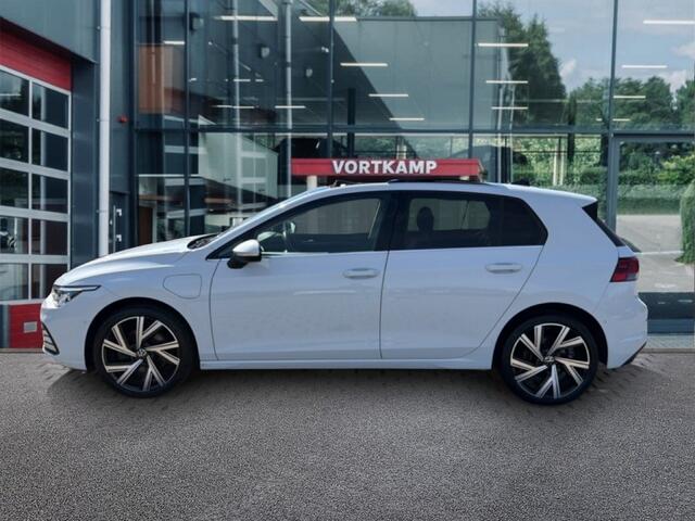 Volkswagen GOLF 1.4 TSI E-HYBRID STYLE PANO-DAK/CAMERA/ACC/STOEL+STUURVERW/MEM/LED