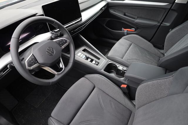 Volkswagen GOLF Variant 1.5 eTSI Life Business PL ¤690 p/m* 116PK / 85kW DSG, Navigatie, voorstoelen verwarmbaar met massagefunctie, Apple Carplay & Android Auto, extra getint glas achter, digitaal instrumentenpaneel, LED koplampen, adaptieve cruise control (acc), DAB+