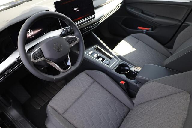 Volkswagen GOLF 1.5 eTSI Life Edition PL ¤671 p/m* 116PK / 85kW, Full map navigatie, achteruitrijcamera (rear view), comfortstoelen, adaptieve cruise control (acc), volledig digitaal instrumentenpaneel, draadloos Apple Carplay & Android Auto, LED koplampen, parkeersensor