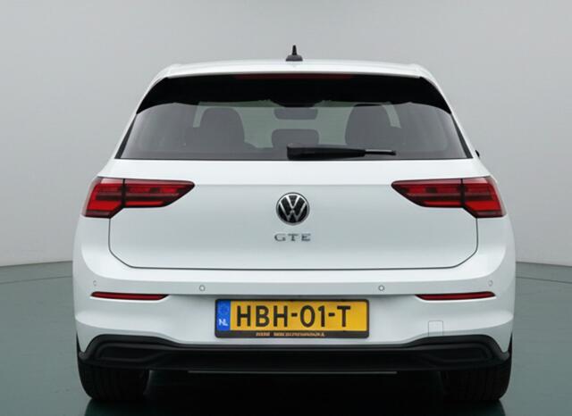 Volkswagen GOLF GTE 245PK HYBRID SPORT TREKHAAK/CAMERA/IQ-LIGHT/PANORAMADAK