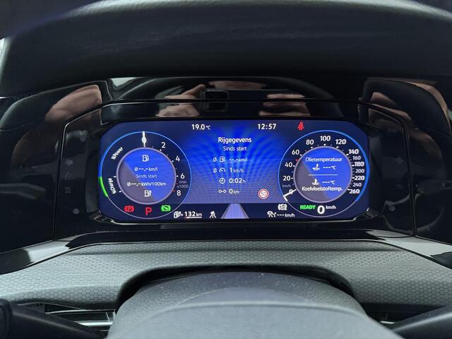 Volkswagen GOLF 1.4 eHybrid GTE | 245 PK | SoH 100% | Matrix LED IQ.Light koplampen | Adaptive cruise control | Achteruitrijcamera |