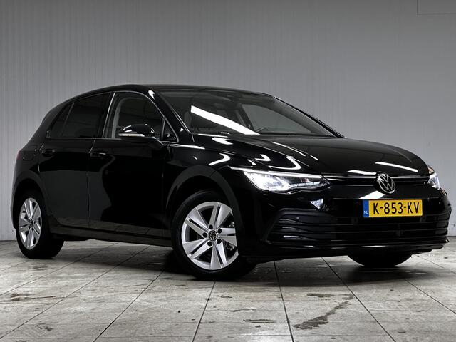 Volkswagen GOLF 1.0 TSI Life/ Virtual Cockpit/ Ambient Light/ 16'' LMV/ LED Koplampen/ Keyless-GO/ Lane-Assist./ Adaptive Cruise/ Apple + Android/ DAB+/ Navi/ Clima/ PDC V+A/ Extra getint glas.