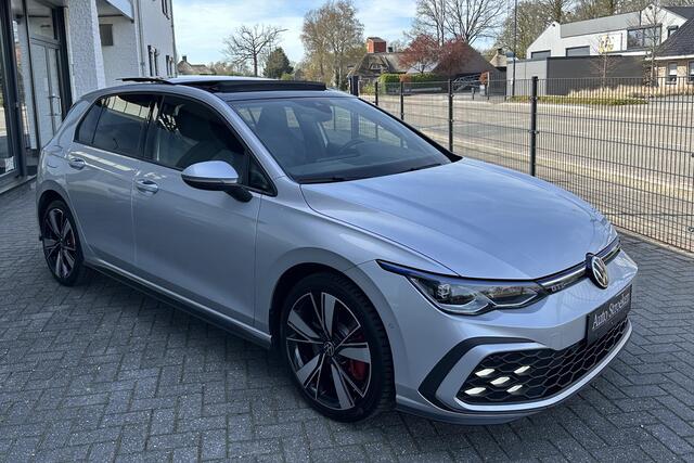 Volkswagen GOLF 1.4 GTE 245pk eHybrid Panorama IQ Matrix SmartPhon