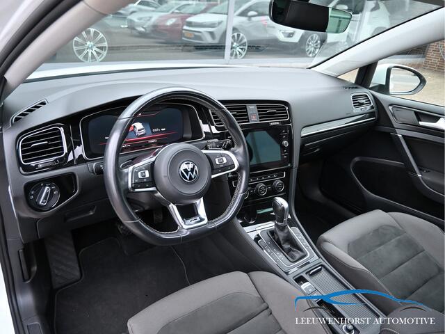 Volkswagen GOLF 1.5 TSI Highline Business R, 150 pk, panodak, sportsoelen, clima, cruise, LED, camera, perf. onderhouden