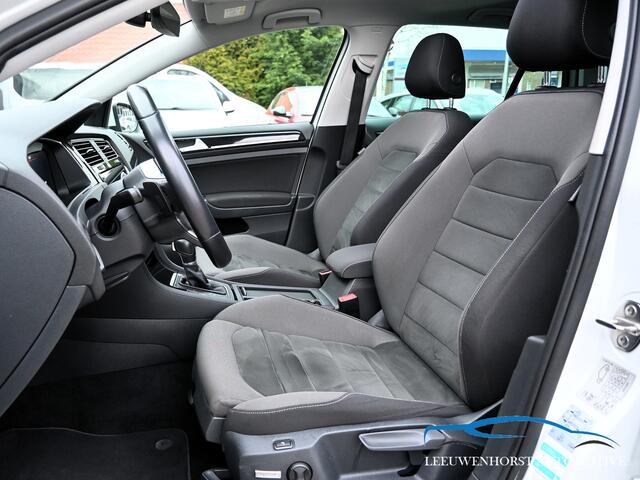 Volkswagen GOLF 1.5 TSI Highline Business R, 150 pk, panodak, sportsoelen, clima, cruise, LED, camera, perf. onderhouden