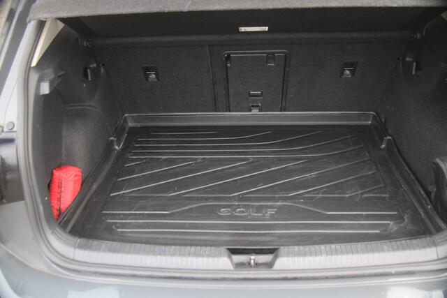 Volkswagen GOLF 1.5 TSI Life Business | Harman/Kardon | Org. NL | Memory Seats |