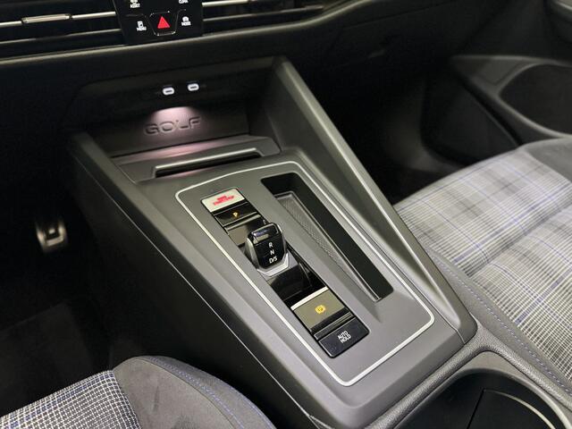 Volkswagen GOLF 1.4 eHybrid GTE 245PK | Pano | ACC | Winterpakket