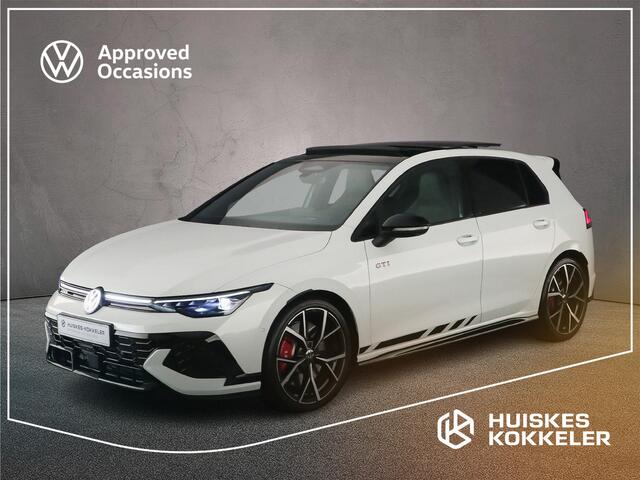 Volkswagen GOLF GTI Clubsport 2.0 TSI 300pk DSG Automaat Panoramadak, Lederen bekleding, Harman Kardon audio, Black style, LED matrix koplampen, Adaptive cruise control