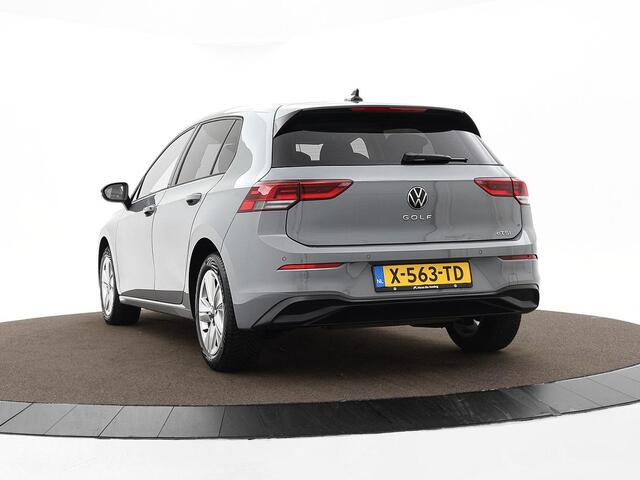 Volkswagen GOLF 1.0 eTSI 110pk DSG Life automaat · Camera · Apple/Android Car Play · Navigatie · P-Sensoren · Sfeerverlichting · 16'' Inch · Garantie t/m 06-02-2028 of 100.000km