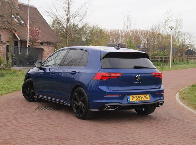 Volkswagen GOLF 1.5 eTSI R-Line | Camera | Sfeerverlichting | Apple Carplay | Virtual Cockpit |