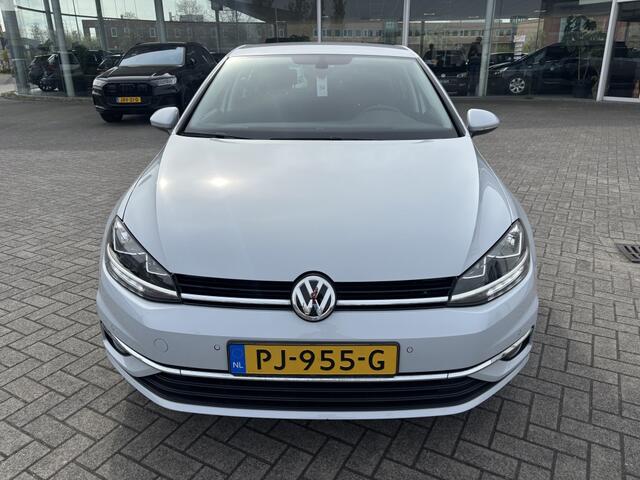 Volkswagen GOLF 1.0 TSI Comfortline Navi Bluetooth Trekhaak Parkeersensoren
