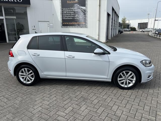 Volkswagen GOLF 1.0 TSI Comfortline Navi Bluetooth Trekhaak Parkeersensoren