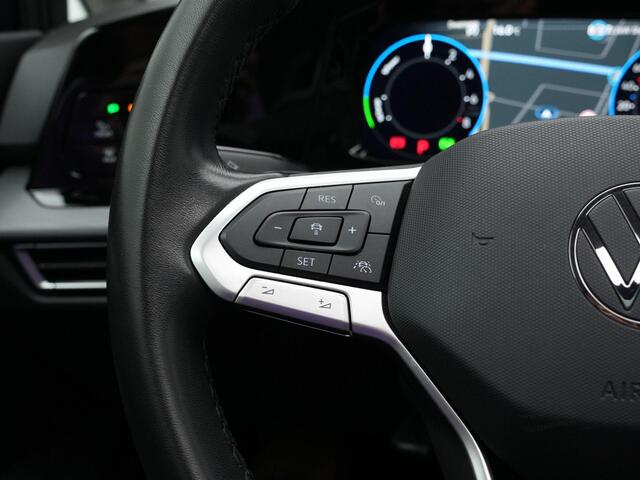 Volkswagen GOLF 1.4 eHybrid 204 pk Style | Panoramadak | Geheugen-/massagestoel | Achteruitrijcamera | Adaptive Cruise | Navigatie