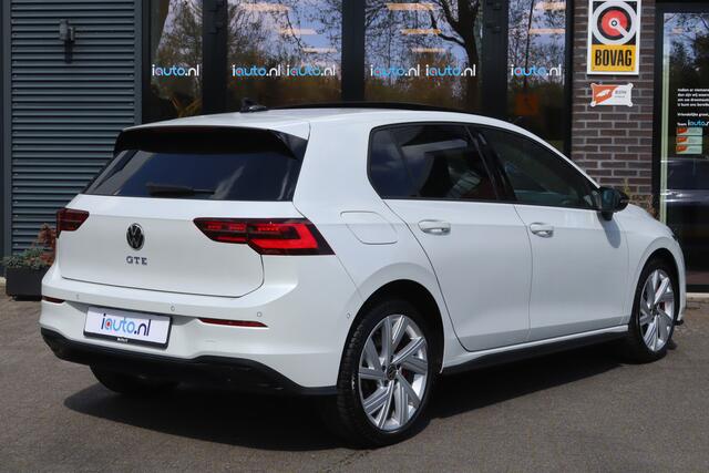 Volkswagen GOLF 1.4 eHybrid 245PK GTE Blackstyle Pano/IQ.Light/Headup/DCC/ACC/Camera/Keyless/18"/Trekhaak wegkl.