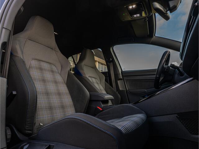 Volkswagen GOLF 1.4 eHybrid GTE CAMERA IG LIGHT STOELVERW 19 INCH VIRTUAL DASH