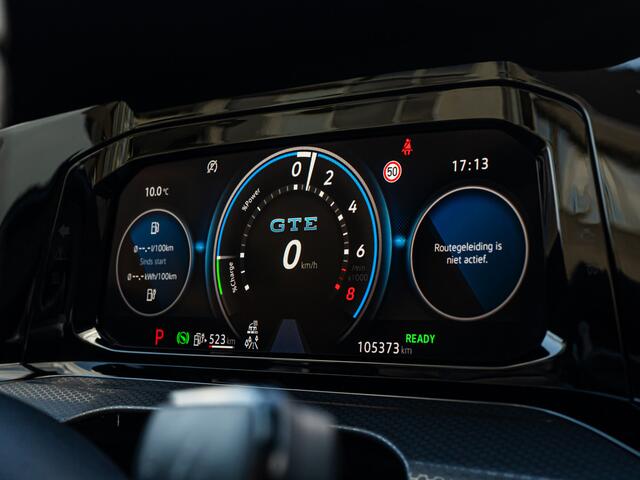 Volkswagen GOLF 1.4 eHybrid GTE CAMERA IG LIGHT STOELVERW 19 INCH VIRTUAL DASH