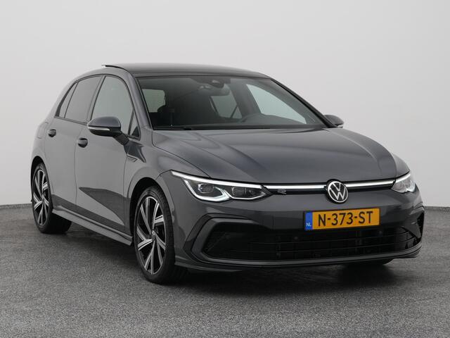 Volkswagen GOLF 1.5 eTSI R-Line Business+ | PANO | CAMERA | ADAPTIVE | H&K | STOEL- EN STUURVERW.