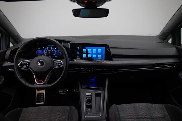 Volkswagen GOLF 2.0 TSI GTI |Carplay|IQ.Light|Dodehoek|