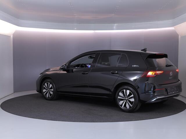 Volkswagen GOLF 1.5 TSI Life Edition GOAL 115 pk | Navigatie | Trekhaak (wegklapbaar) | Parkeersensoren | Autom. airco (3 zones) | Stoelverwarming |